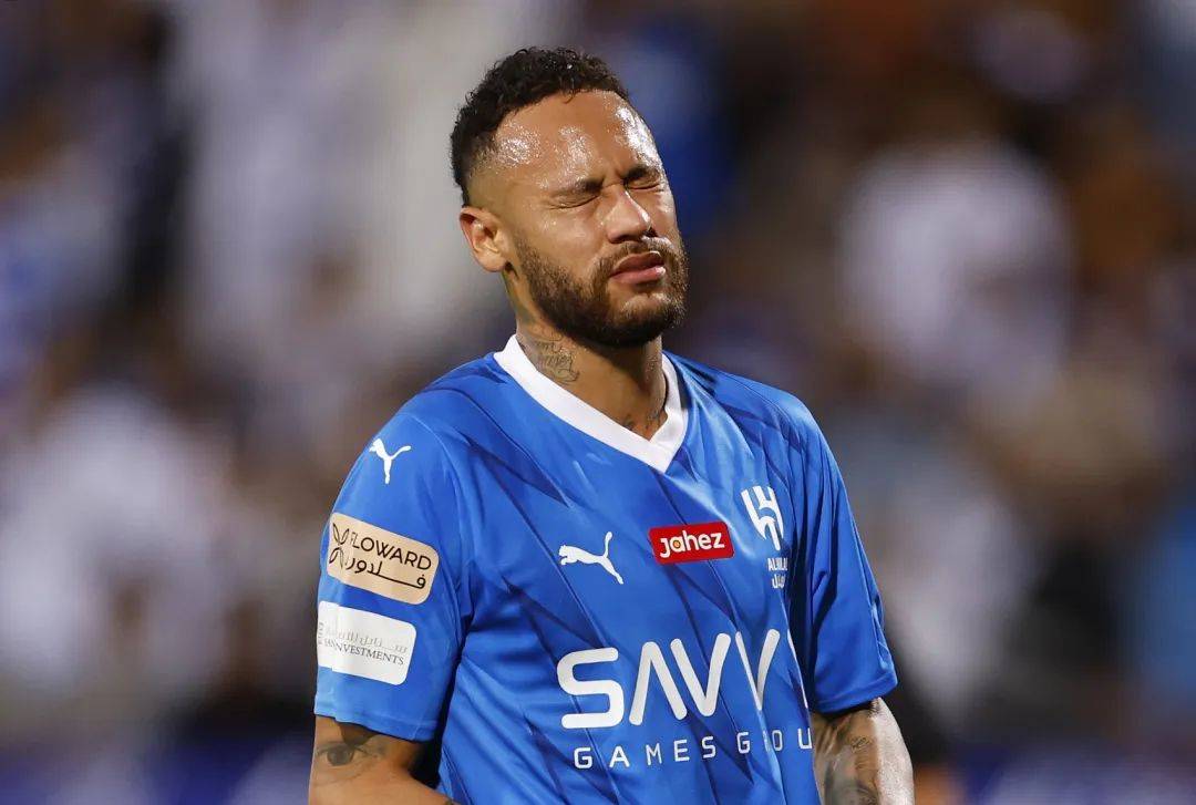 内马尔在拜仁比赛中战术调整，爆冷引发热议！的简单介绍